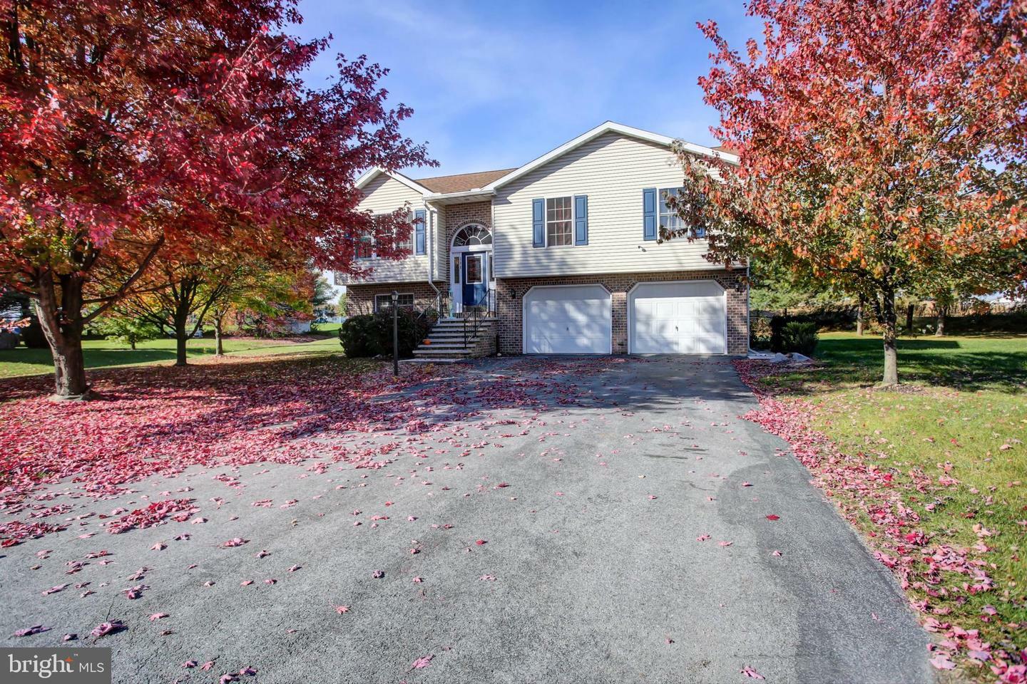 Property Photo:  208 Grove Drive  PA 17257 