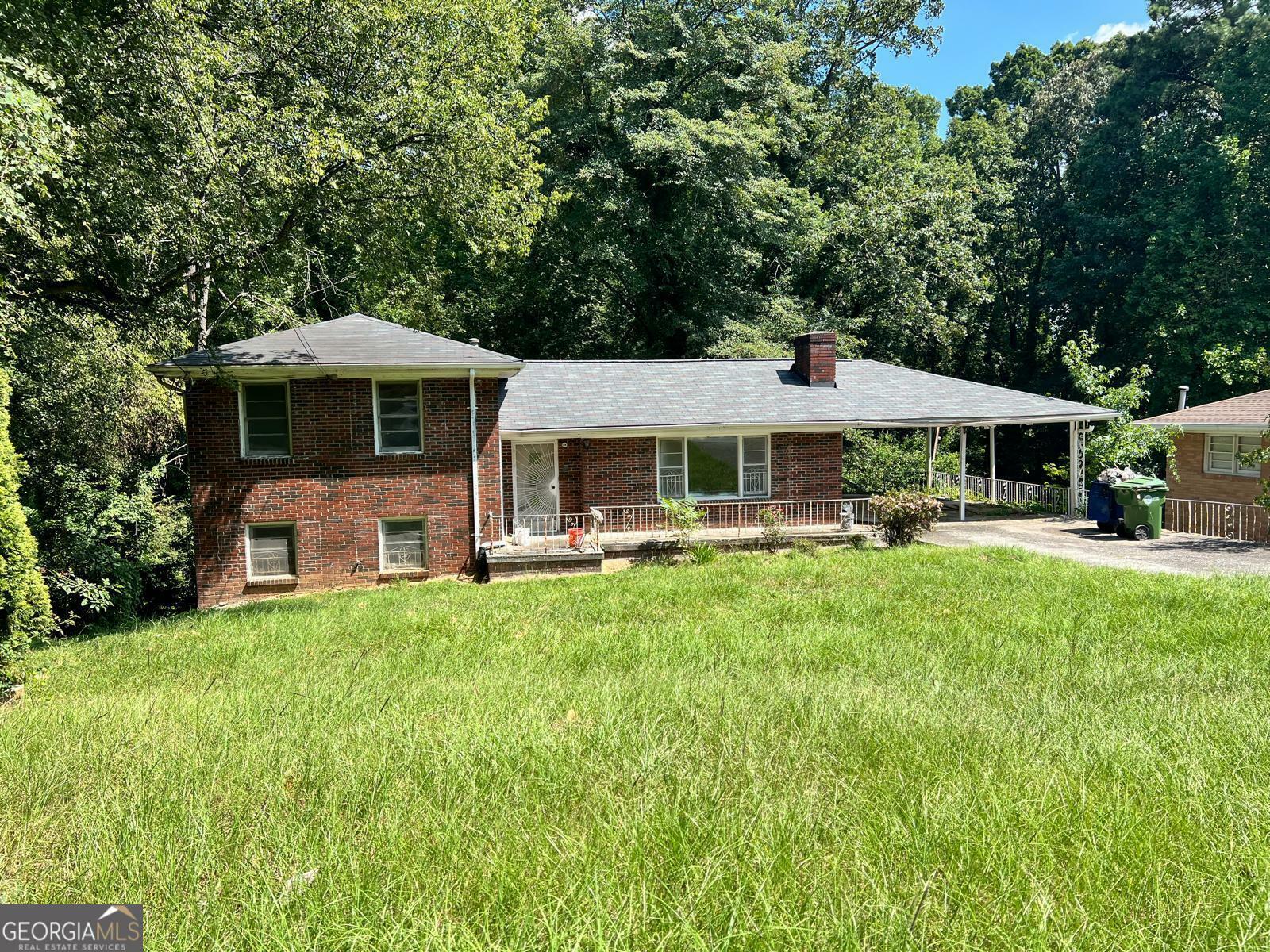 Property Photo:  579 Collier Ridge Drive NW  GA 30318 