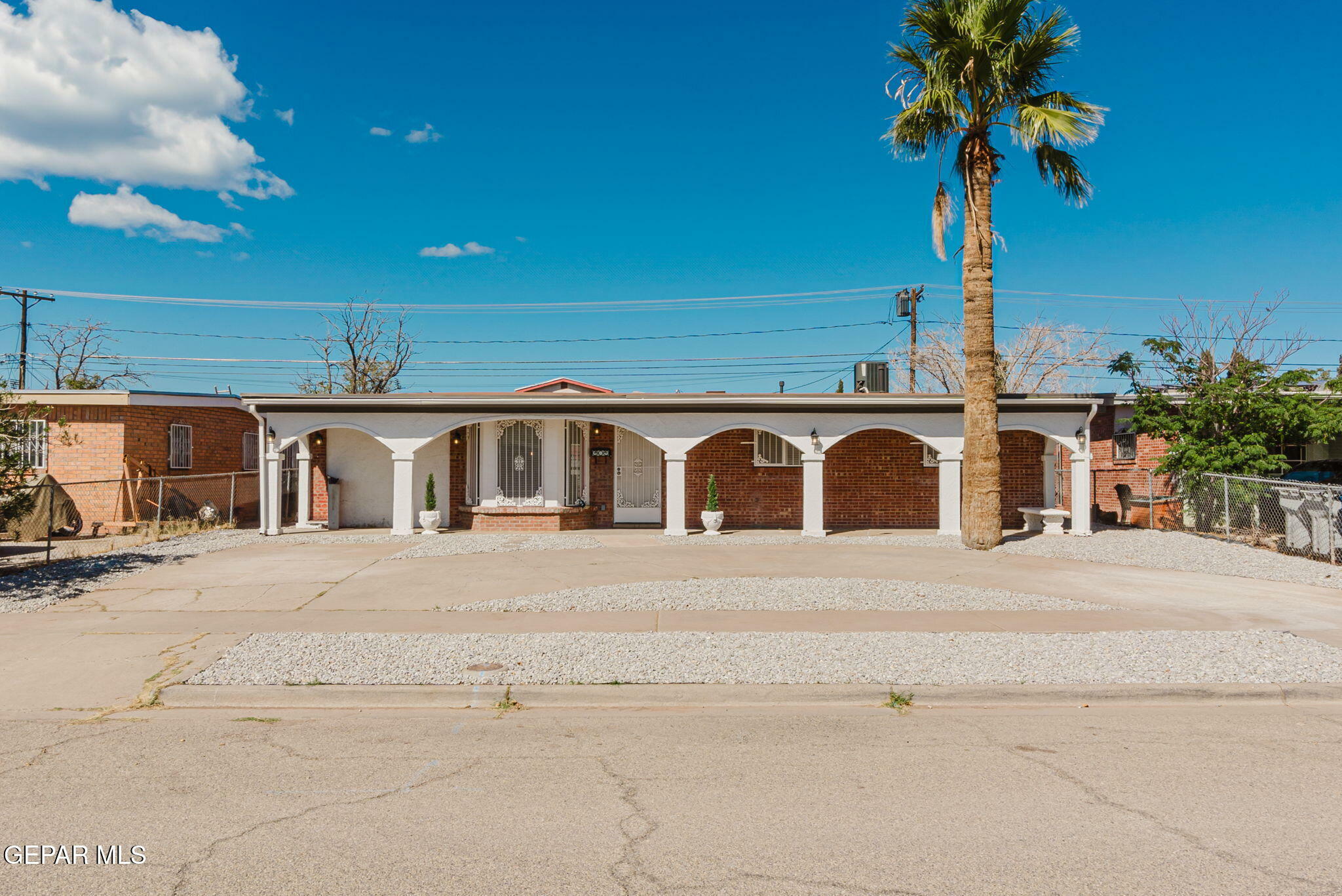 325 Jensen Avenue  El Paso TX 79915 photo