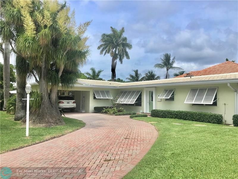 Property Photo:  4570 W Tradewinds Ave  FL 33308 