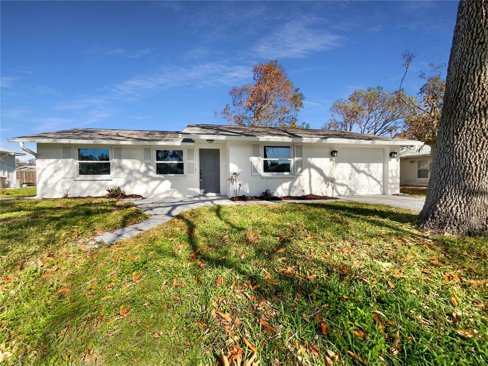 Property Photo:  290 Dragon Road  FL 34293 