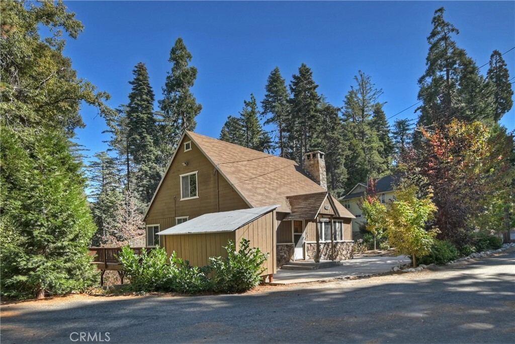 Property Photo:  863 Oak Road  CA 92386 