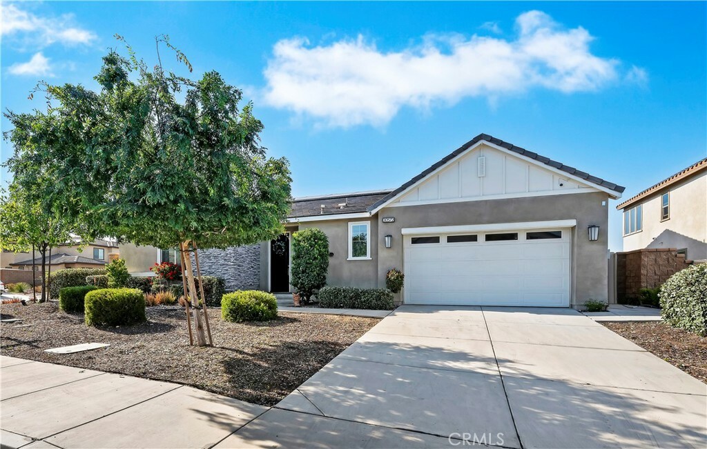 Property Photo:  30572 Trumpet Vine Lane  CA 92563 