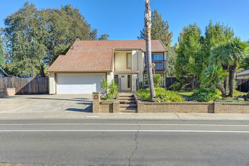 Property Photo:  9369 Blue Oak Drive  CA 95662 