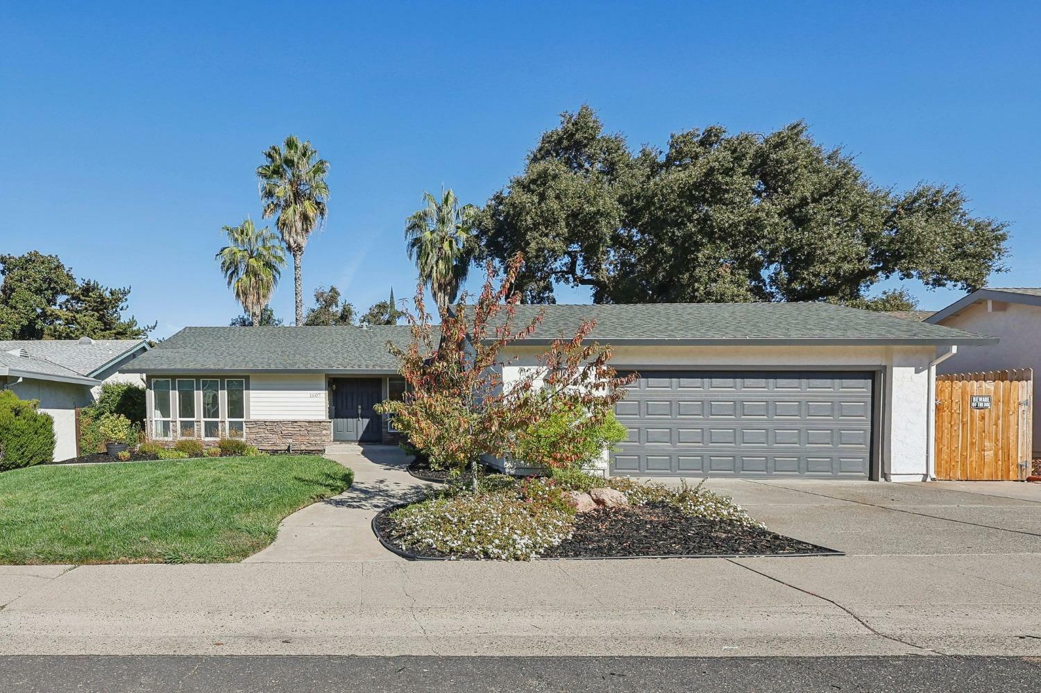 Property Photo:  1607 Oakview Drive  CA 95661 