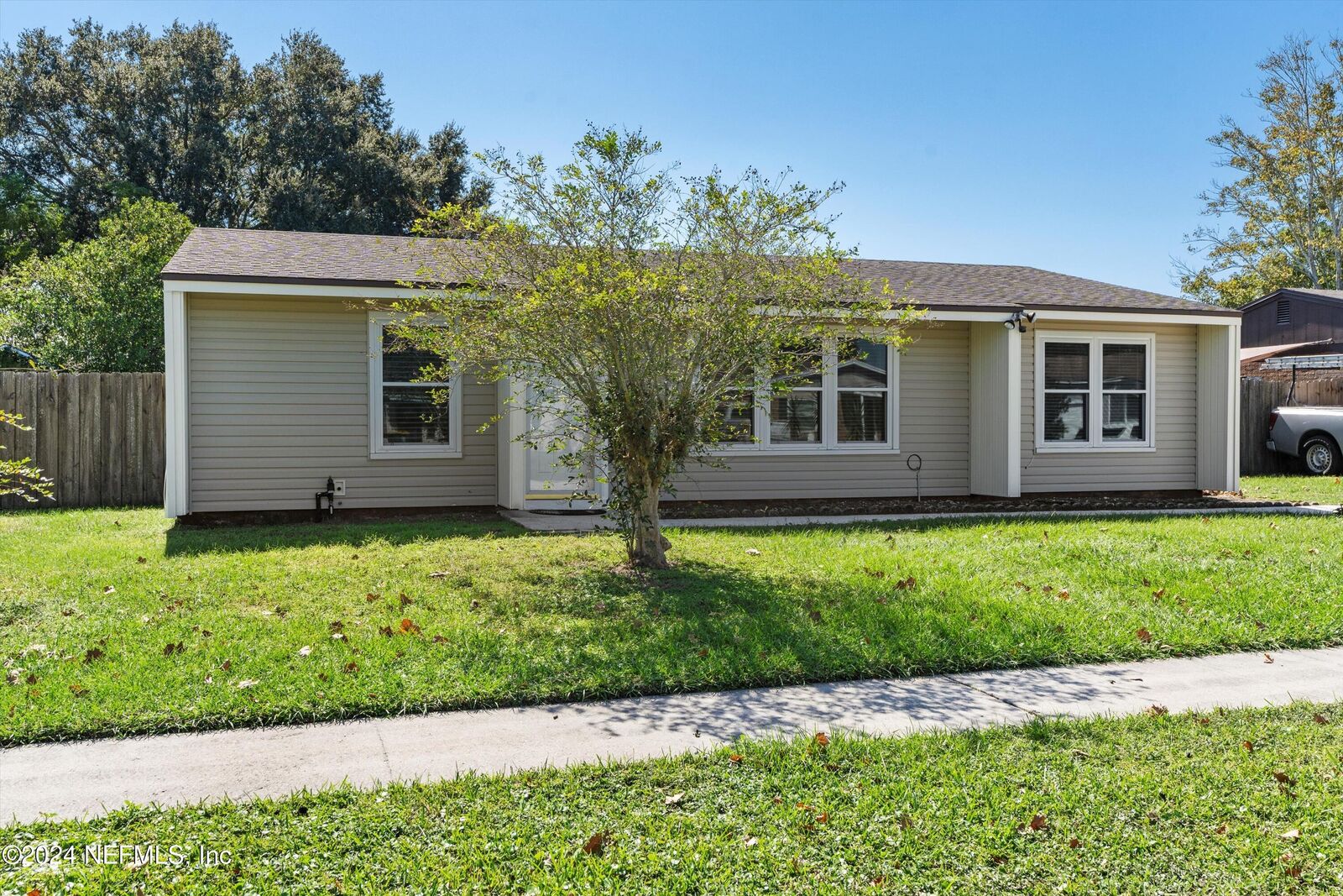 Property Photo:  10920 Hardwick Lane  FL 32246 