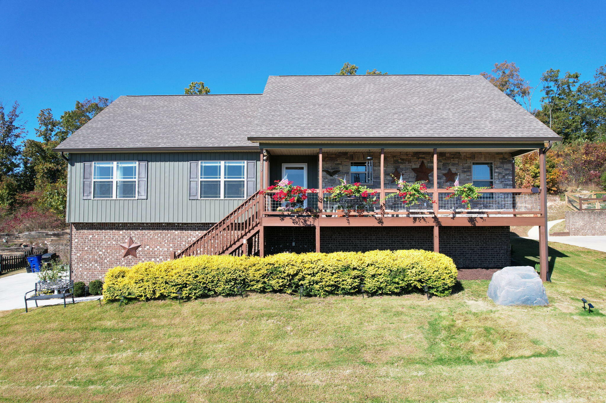 Property Photo:  129 Timber Top Crossing SE  TN 37323 