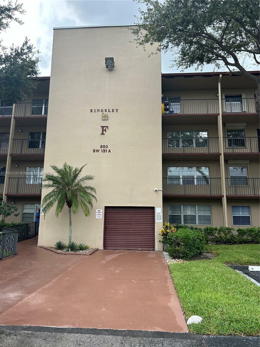 Property Photo:  800 SW 131st Ave 209F  FL 33027 