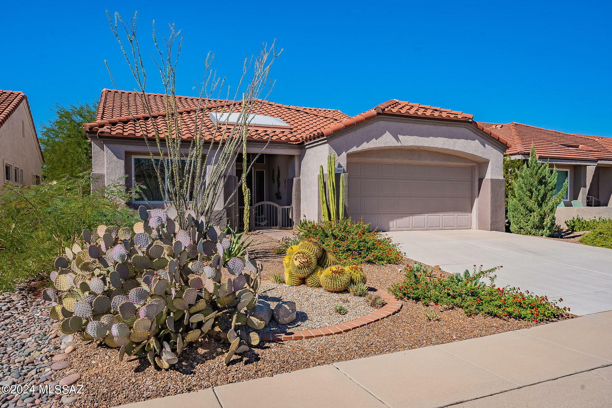 Property Photo:  13965 N Willow Bend Drive  AZ 85755 