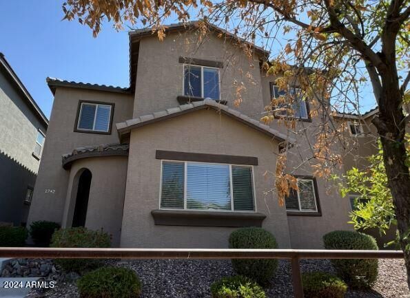 Property Photo:  1742 W Pollack Street  AZ 85041 