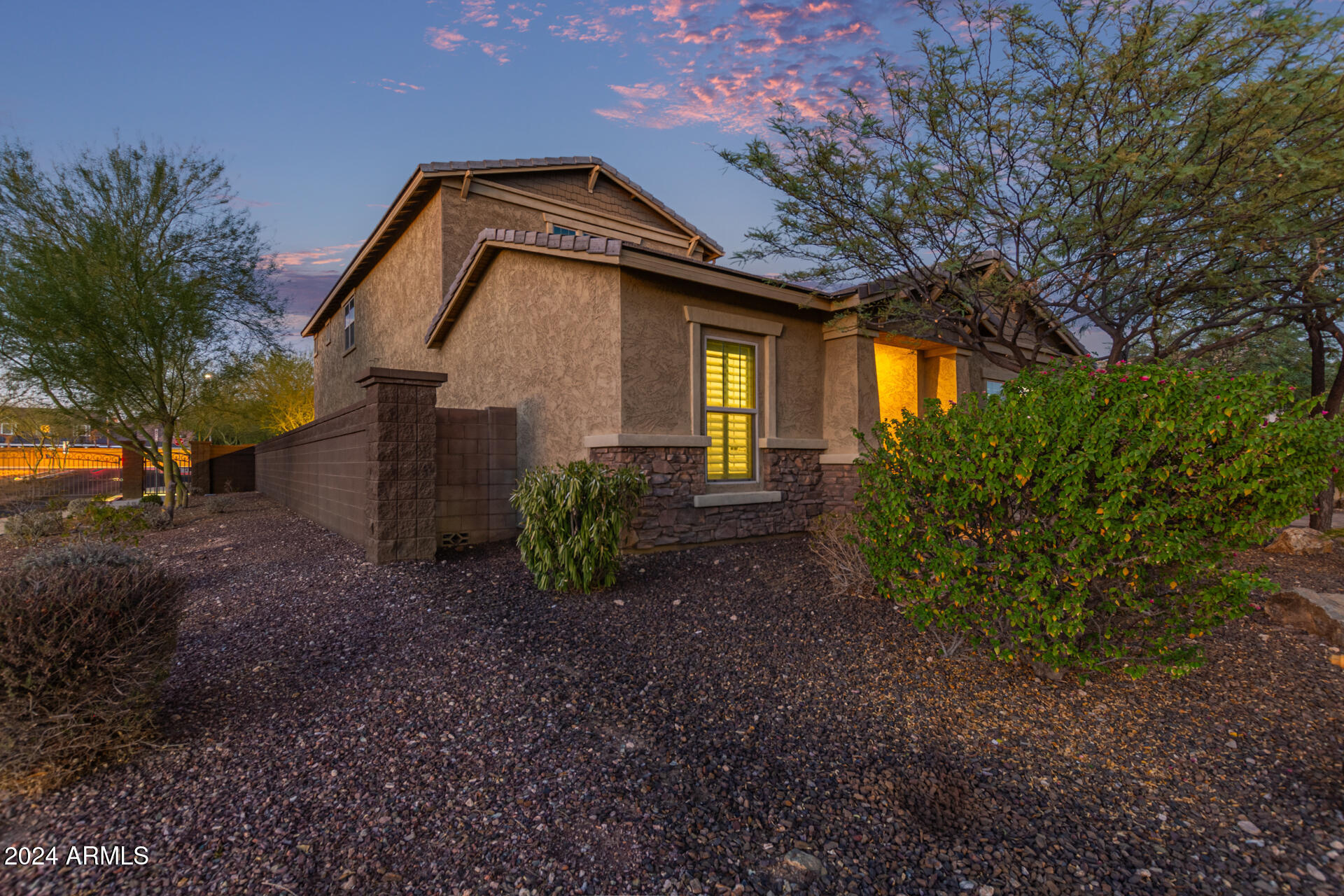 Property Photo: 10086 W El Cortez Place AZ 85383