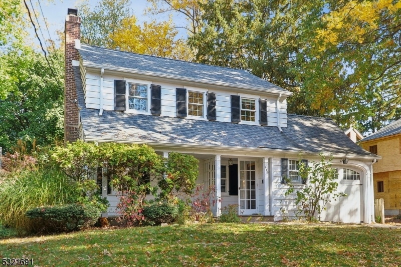 Property Photo: 440 Elmwood Ave NJ 07040