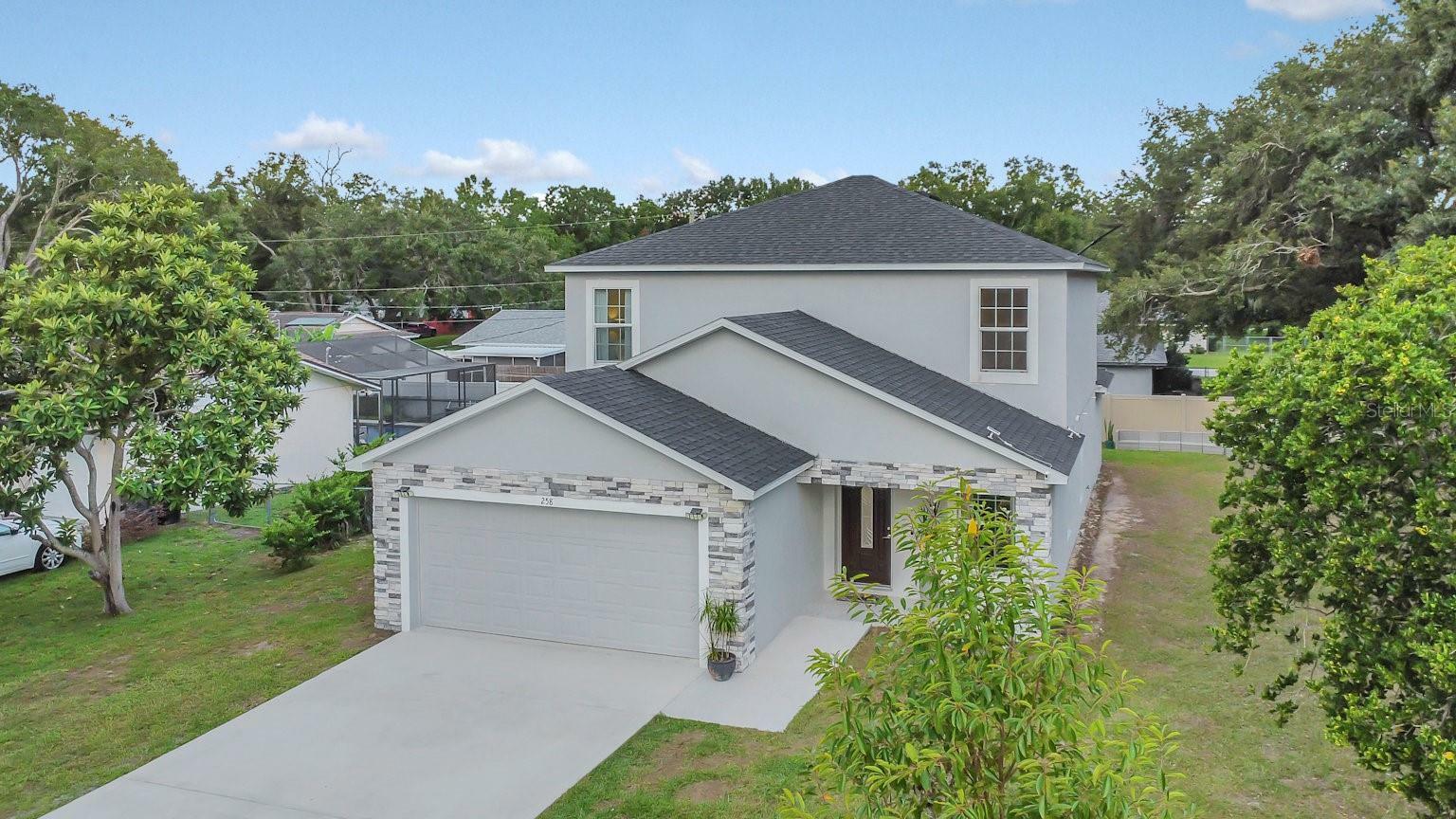 Property Photo:  258 Padgett Pl S  FL 33809 