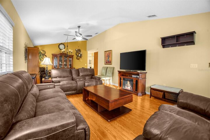 Property Photo:  6703 Pistachio Street  FL 33542