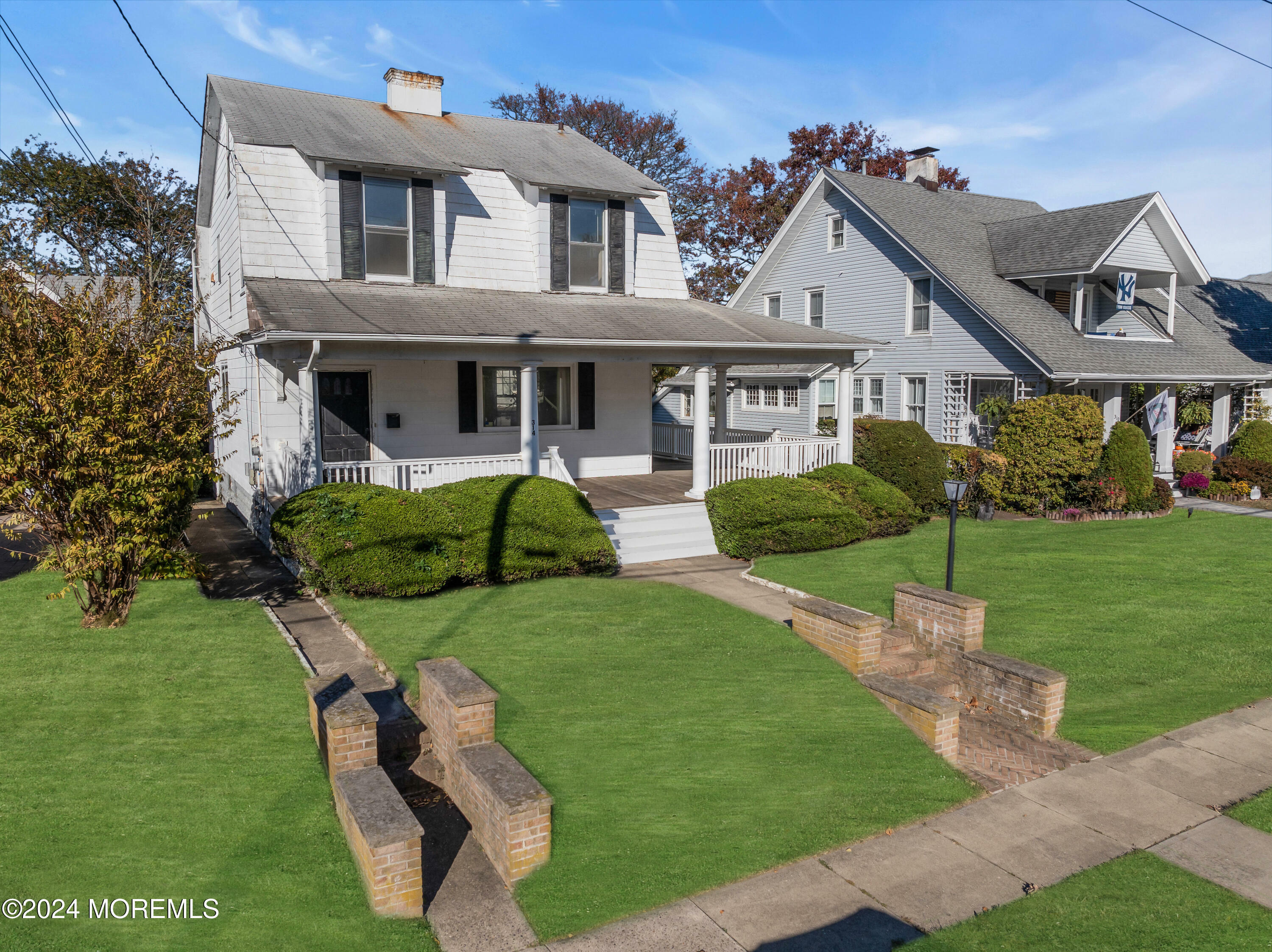 Property Photo:  314 Norwood Avenue  NJ 07717 