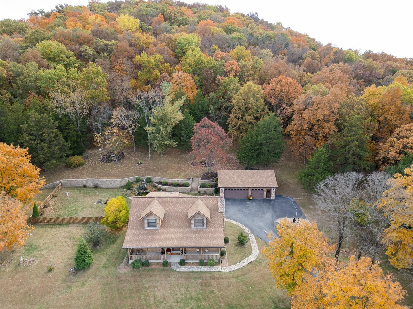 Property Photo:  17422 Walnut Crest  MO 63357 