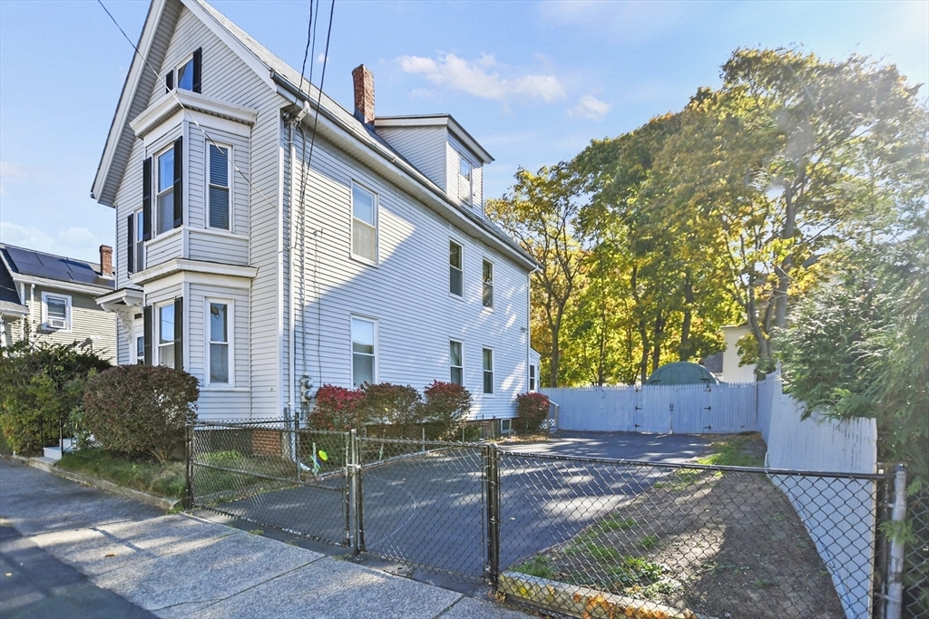 Property Photo:  69 Glenwood Street  MA 01902 