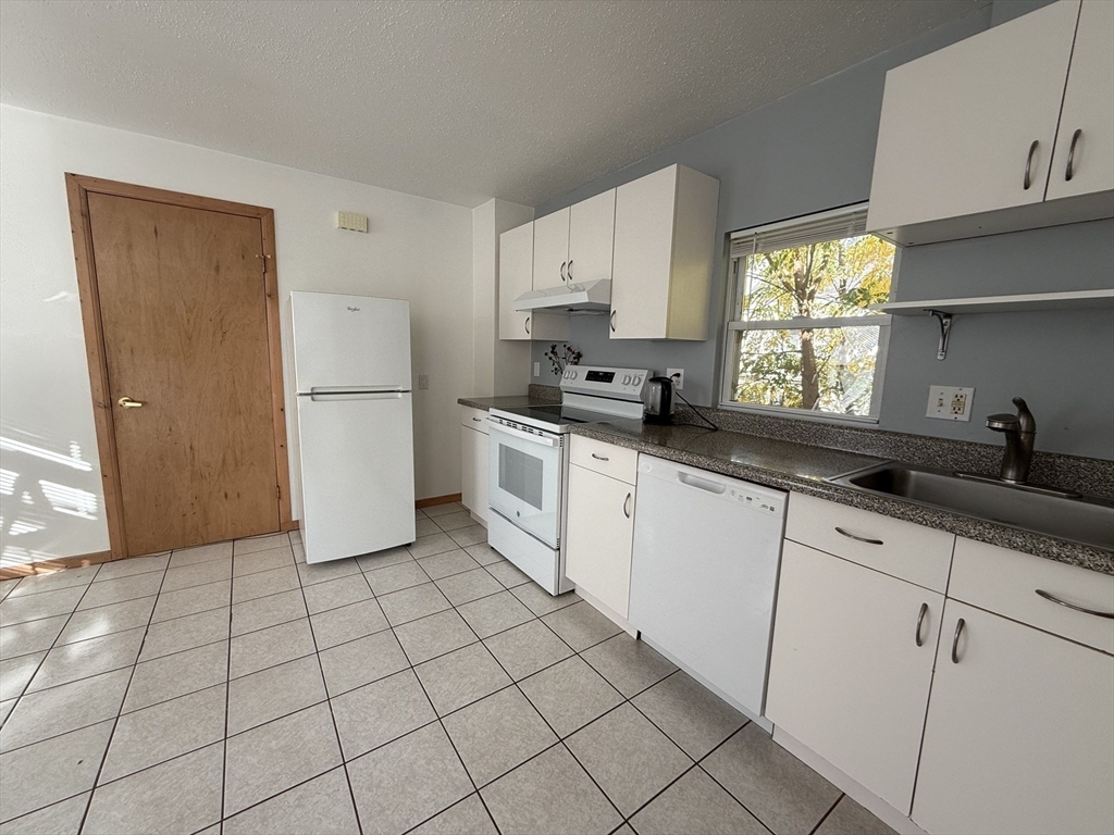 Property Photo:  35 Lincoln 4  MA 02148 