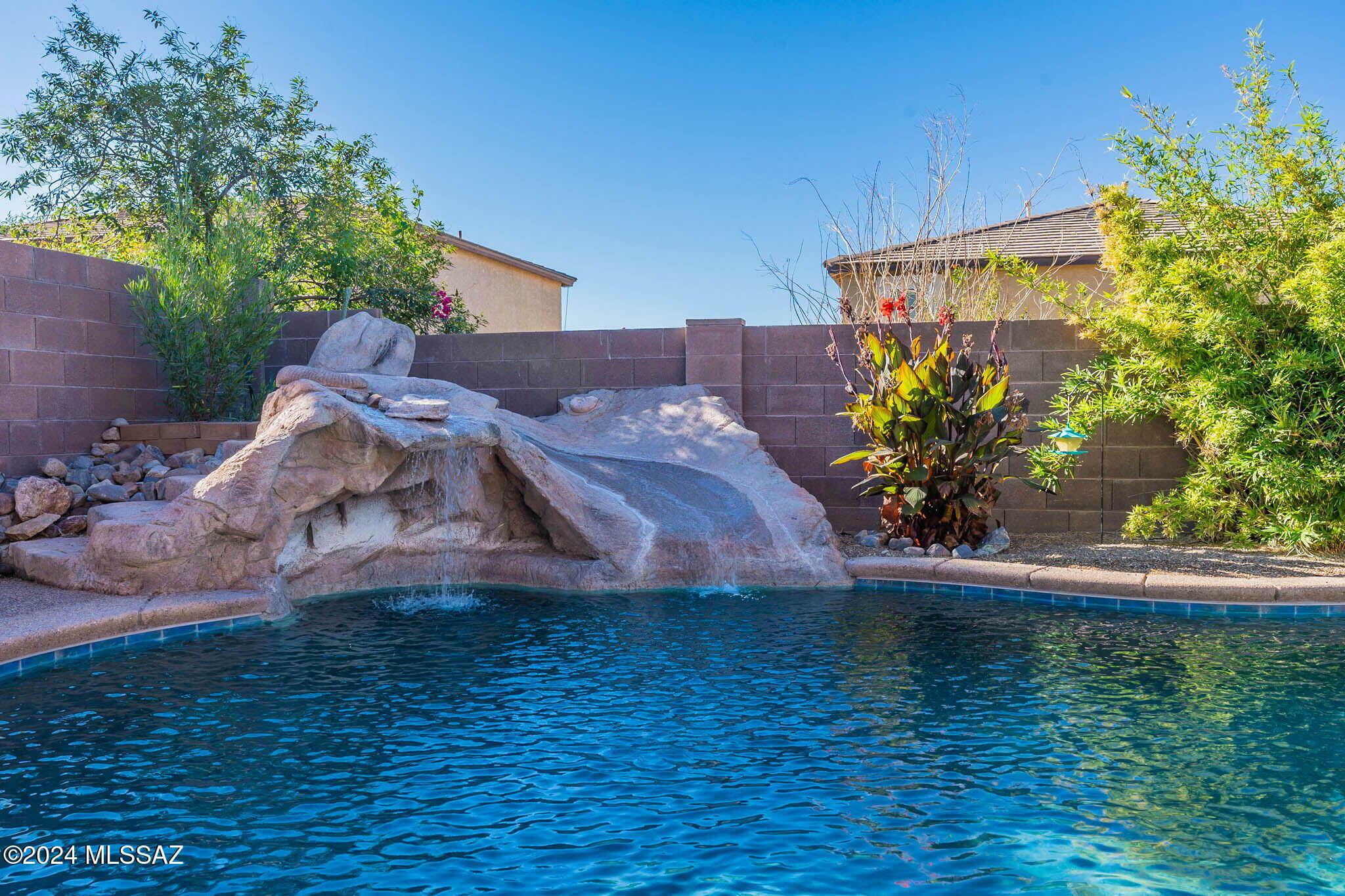 Property Photo:  3550 E Farrier Drive  AZ 85739 