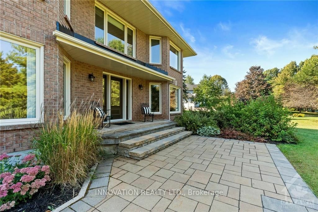 Property Photo:  1410 Sherruby Way  ON K2W 1B1 