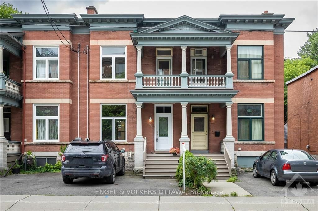 Property Photo:  458 McLeod St  ON K1R 5P6 