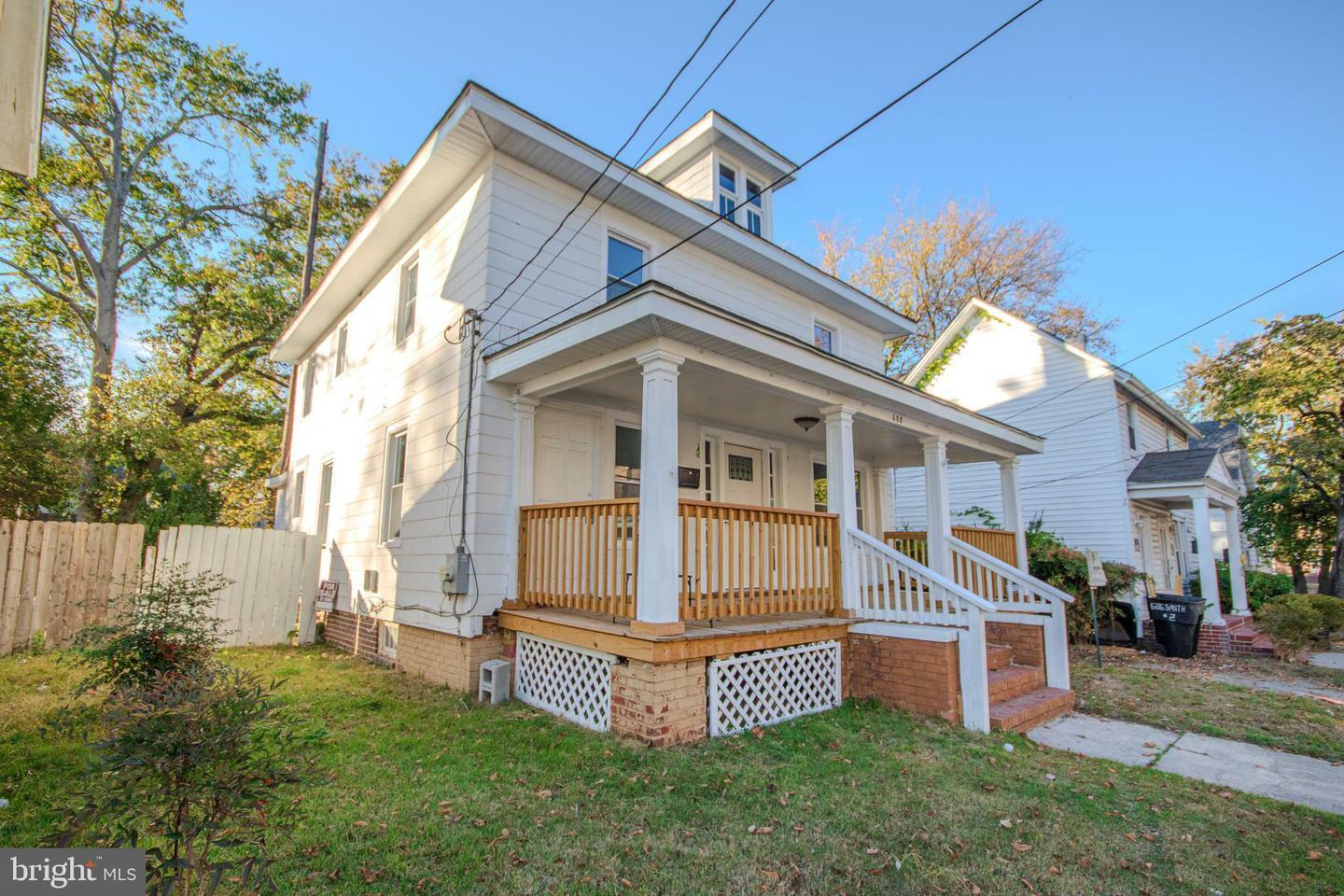 Property Photo:  608 Smith Street  MD 21801 