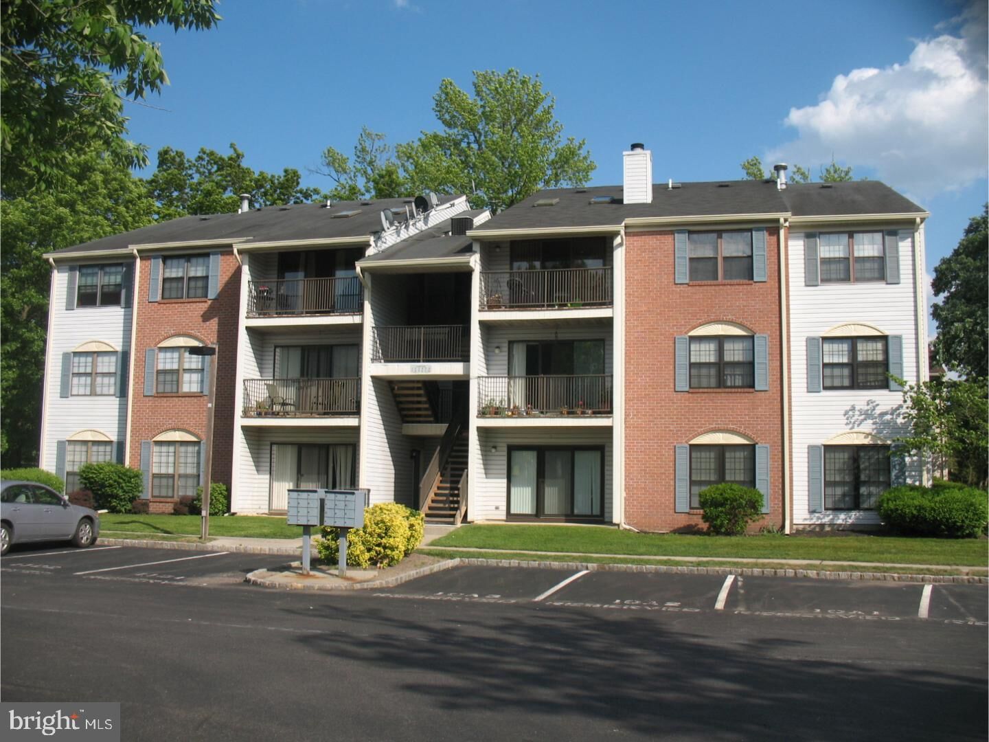 Property Photo: 10 Joyner Court NJ 08648