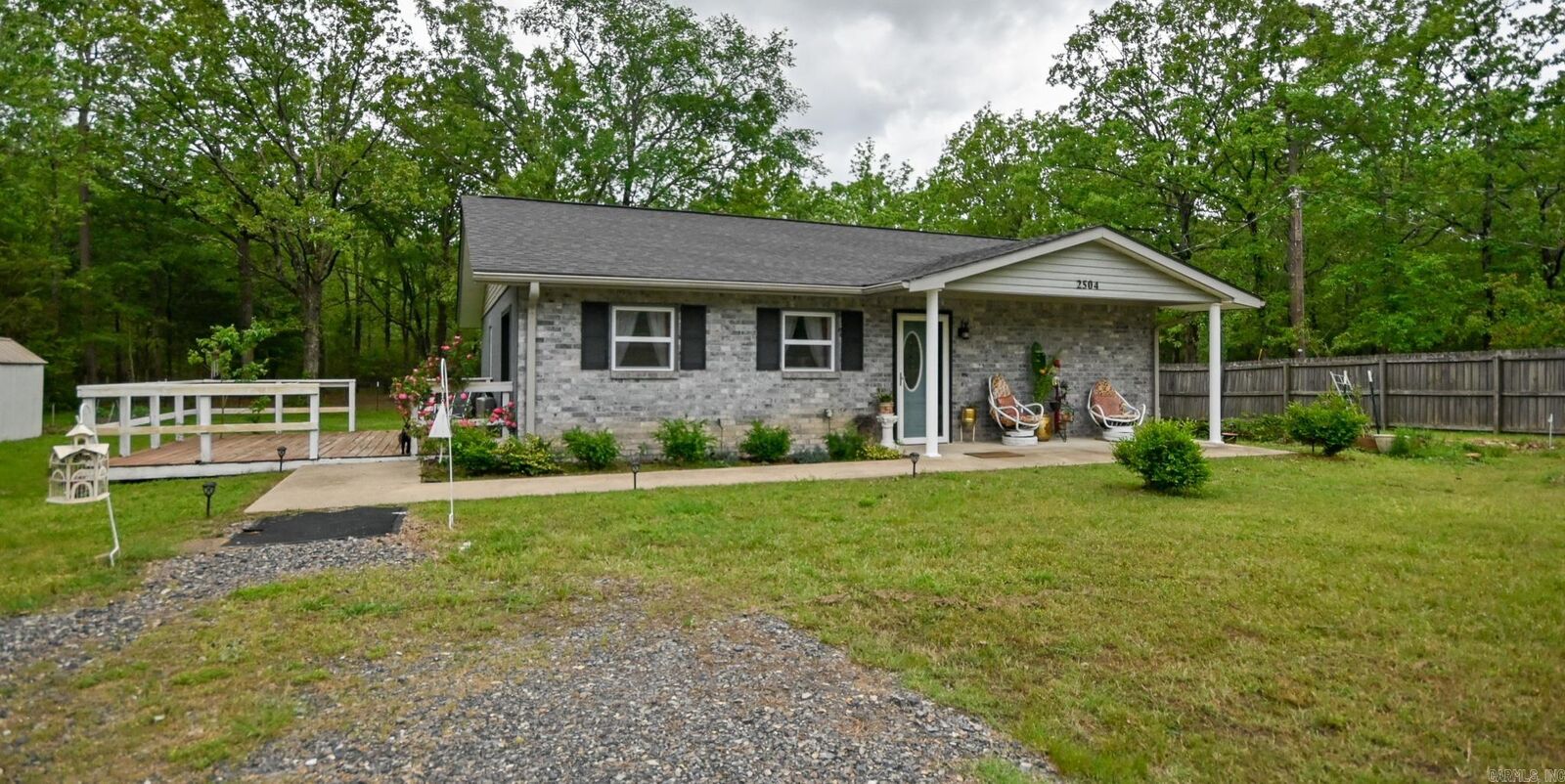 Property Photo: 2504 Sutherland Ave AR 71953-0000
