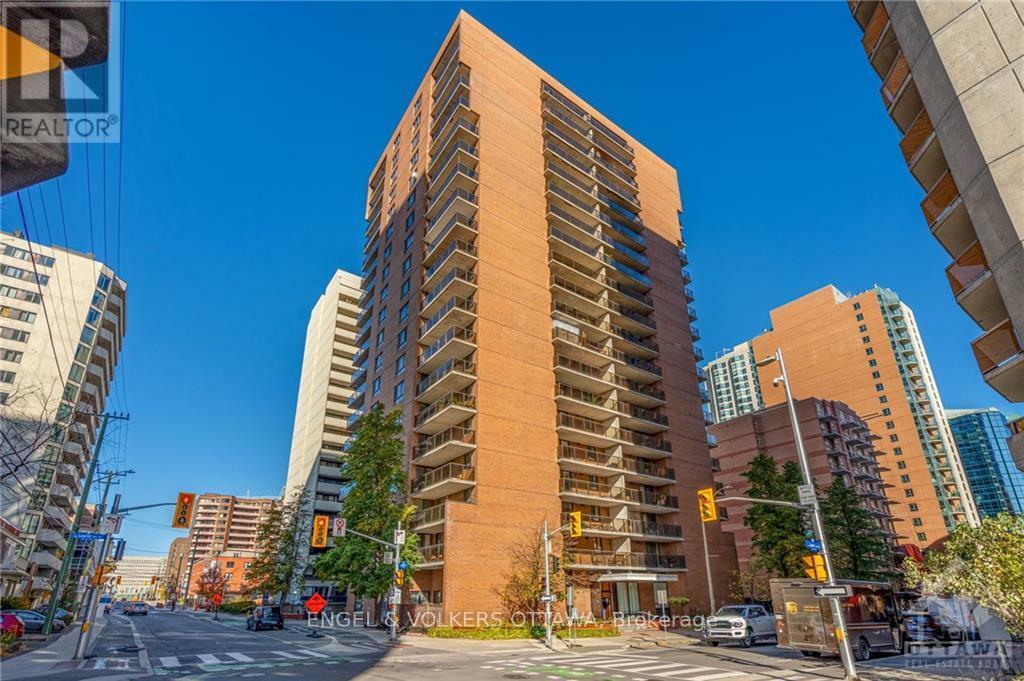 475 Laurier Avenue West 702  Ottawa ON K1R 7X1 photo