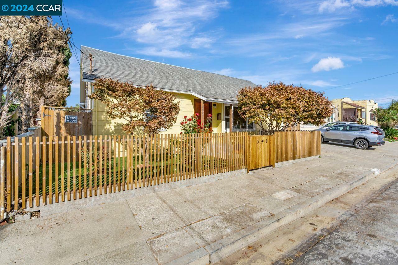 Property Photo:  1825 Gaynor Ave  CA 94801 