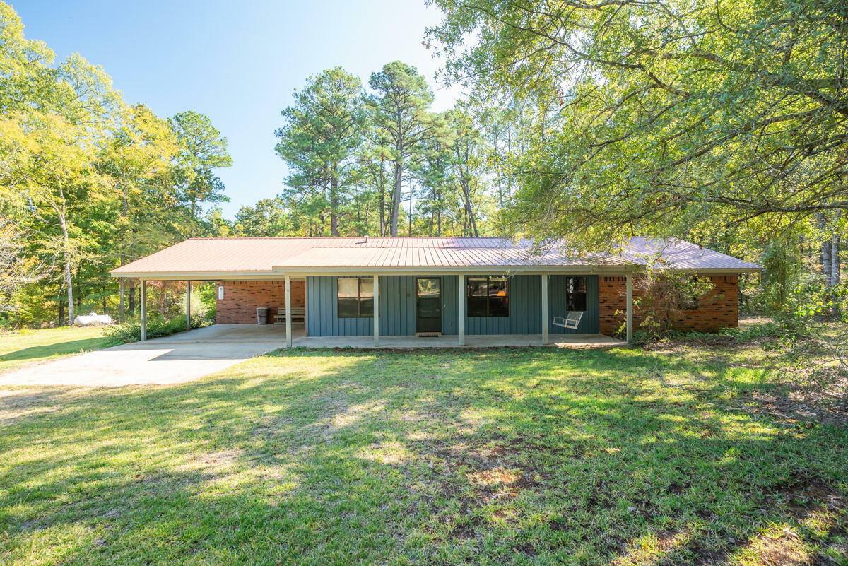 Property Photo:  1552 Kinard Rd  MS 39769 