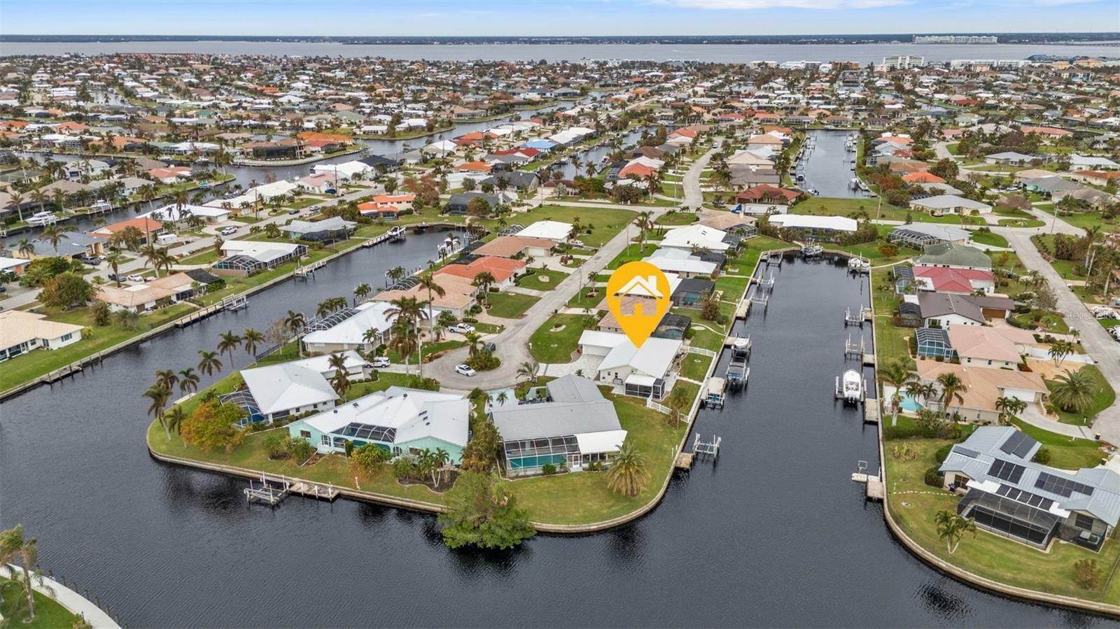 Property Photo: 950 Genoa Court FL 33950