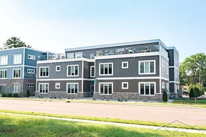 914 E Front Street 6  Traverse City MI 49686 photo