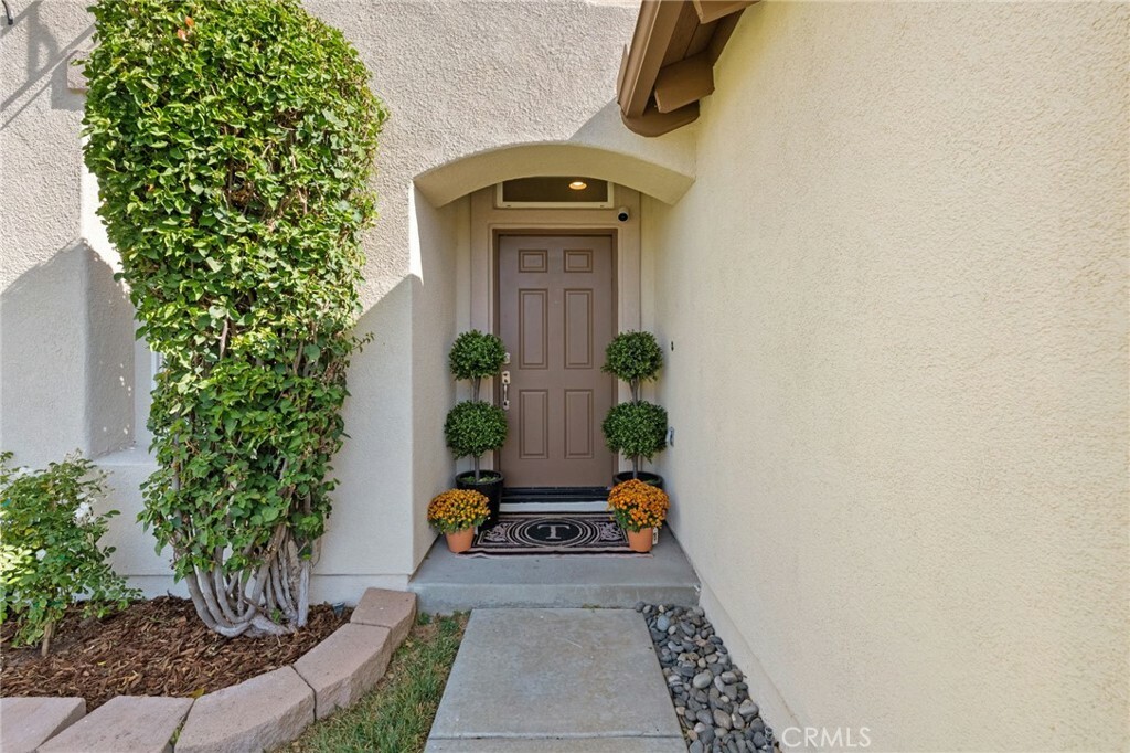 Property Photo:  44840 Tudal Street  CA 92592 