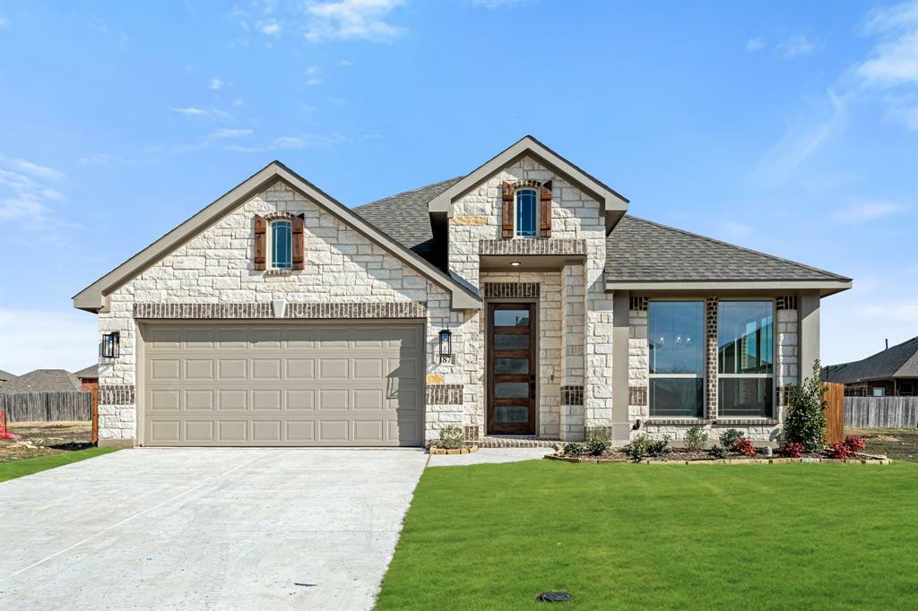 Property Photo: 187 Creekside Drive TX 76266