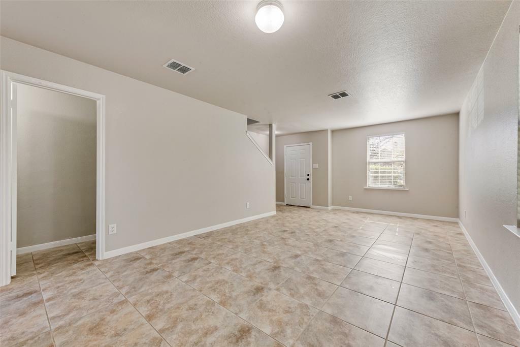 Property Photo:  537 Cleveland Drive  TX 75166 