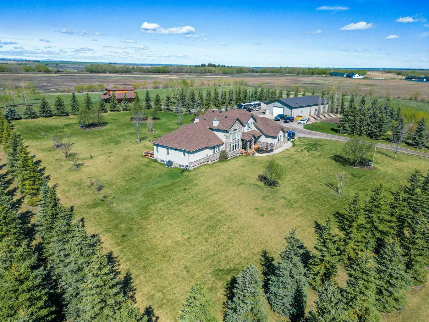 Property Photo: 33550 Range Road 23 AB T4H 1P4