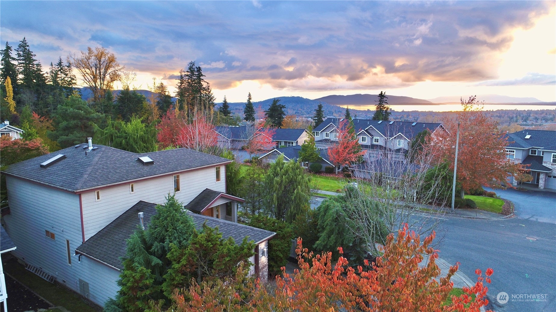 Property Photo:  3422 Pinehurst Court  WA 98226 