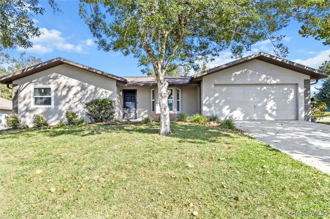 Property Photo:  2035 W Shining Dawn Lane  FL 34461 