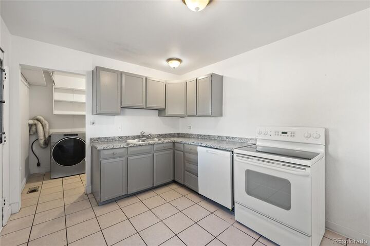 Property Photo: 13301 Randolph Place CO 80239