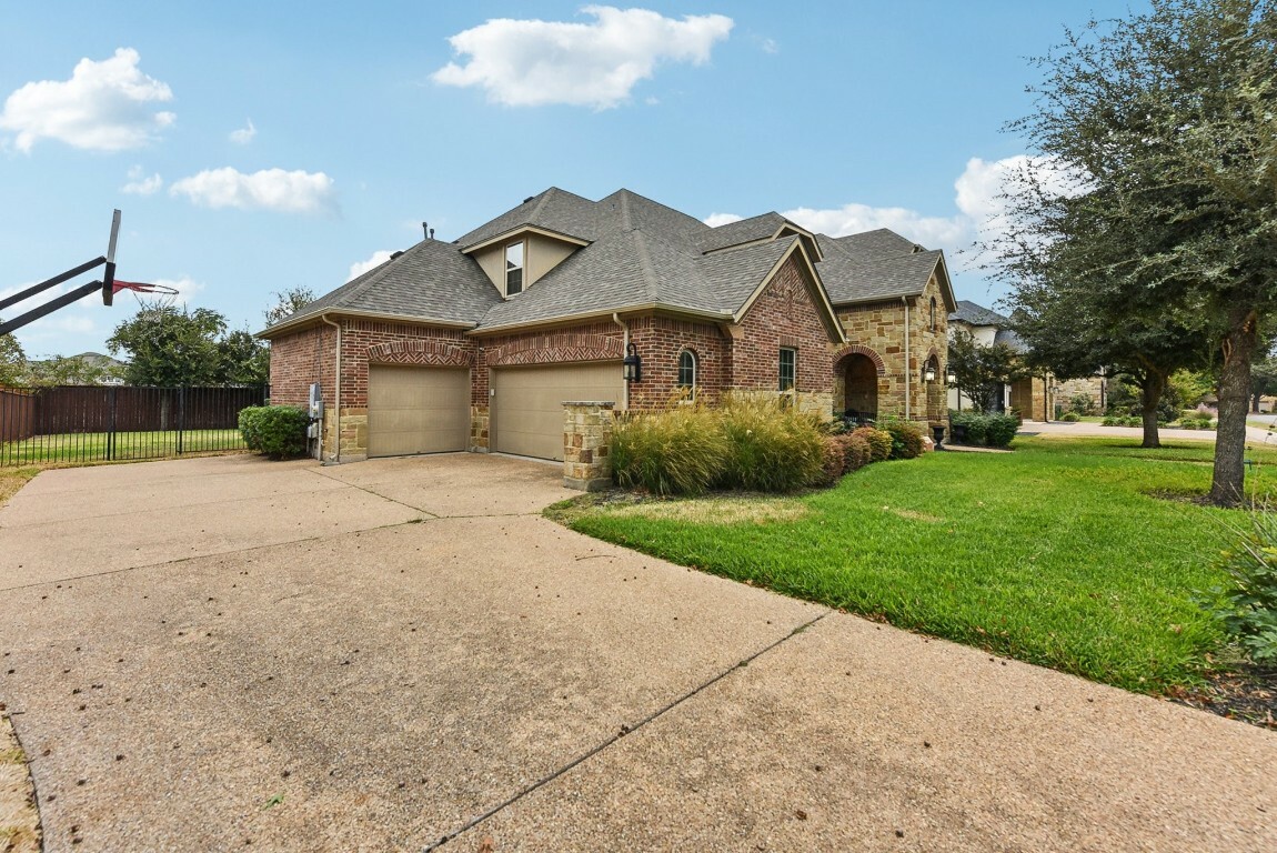 Property Photo:  2120 Park Place Circle  TX 78681 