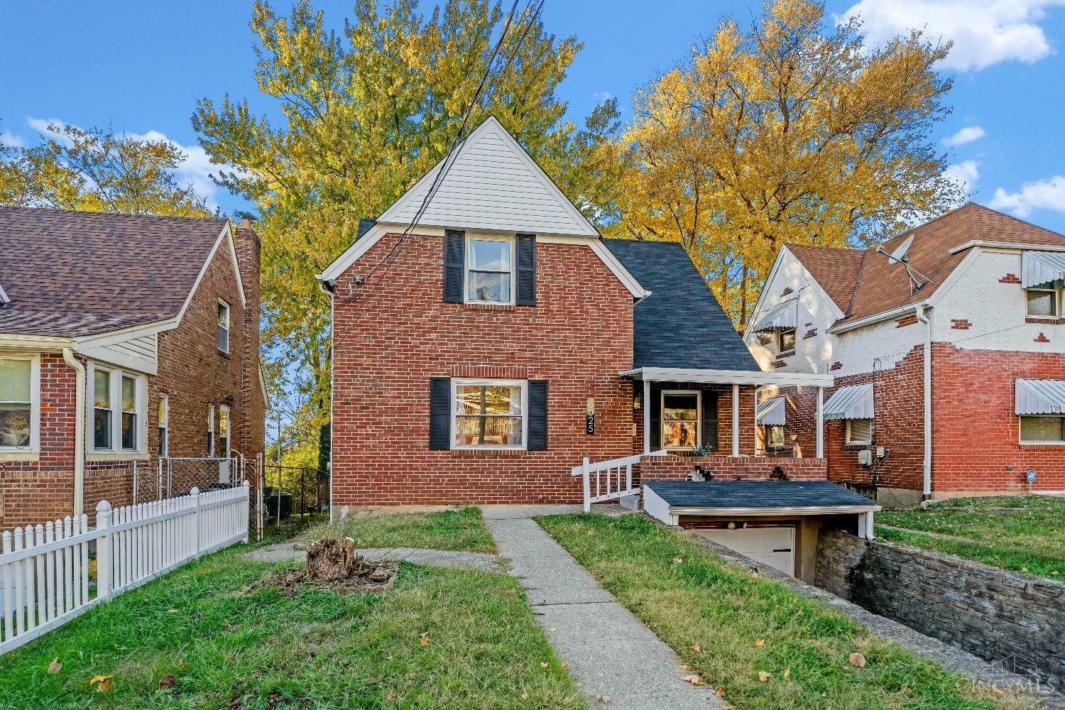 Property Photo: 6025 Elbrook Avenue OH 45237