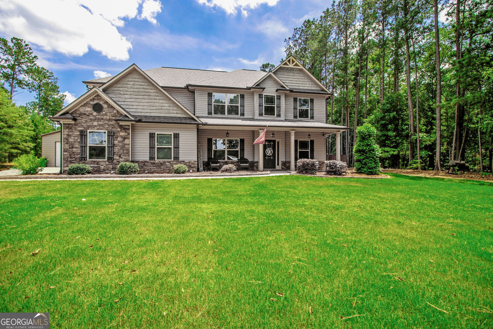 Property Photo: 202 Jackson Lake Road GA 30252