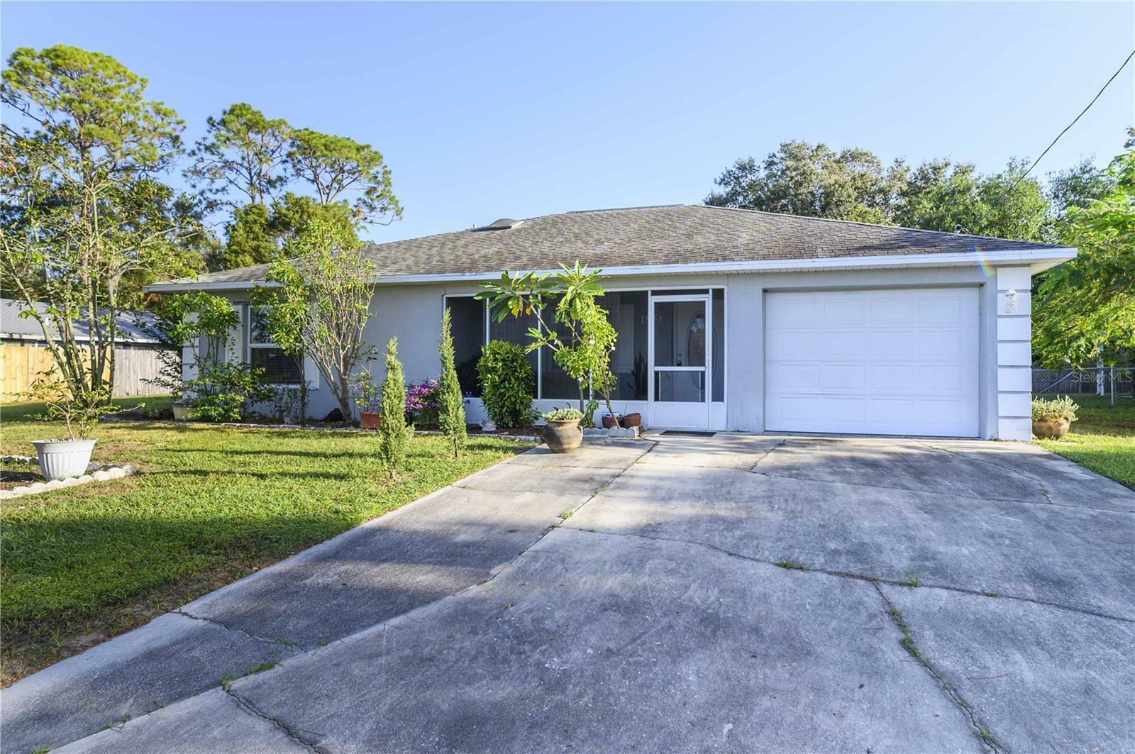 Property Photo:  199 S Lakeshore Lane  FL 33859 