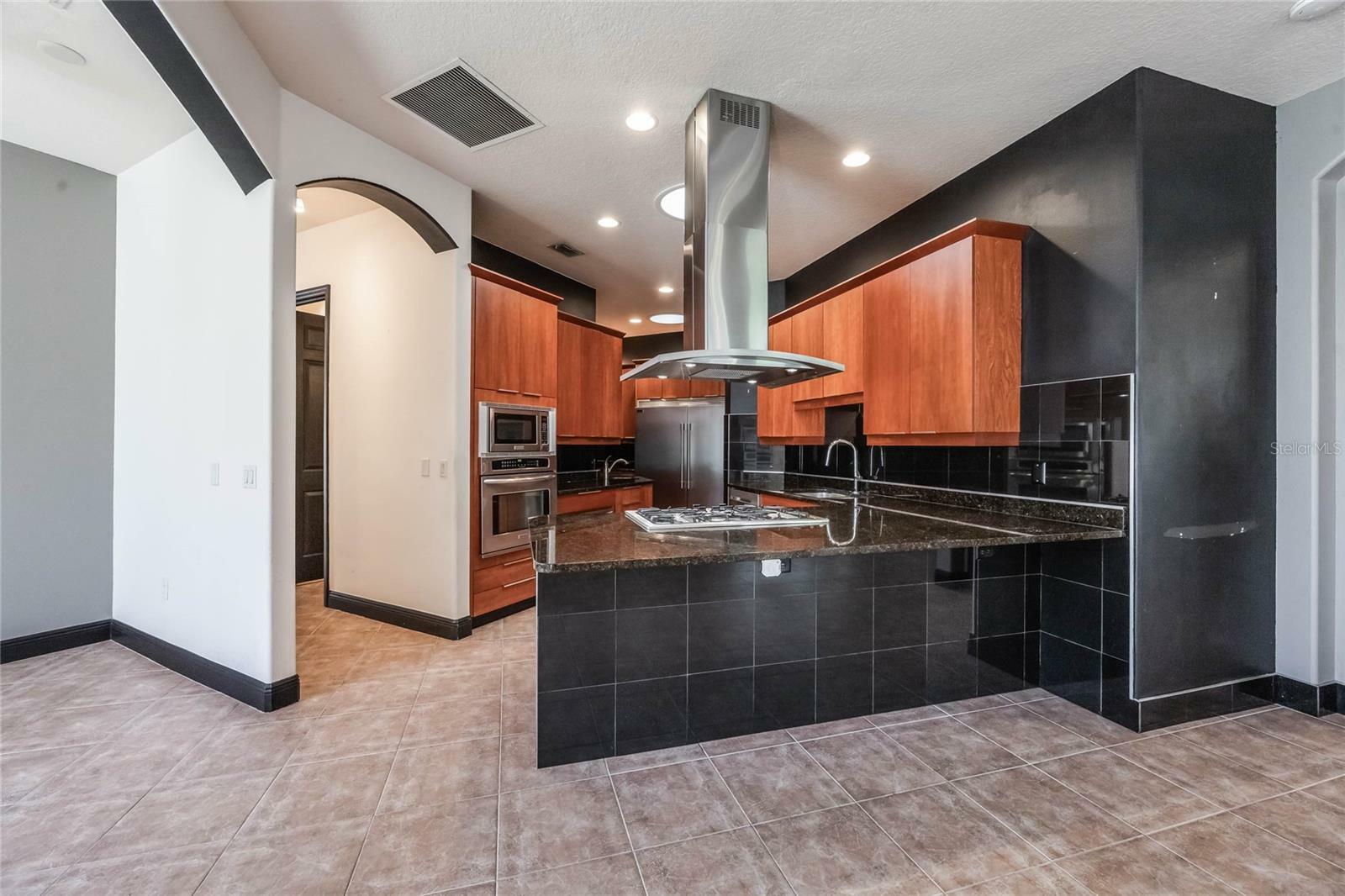 Property Photo: 349 La Creek Court FL 32713