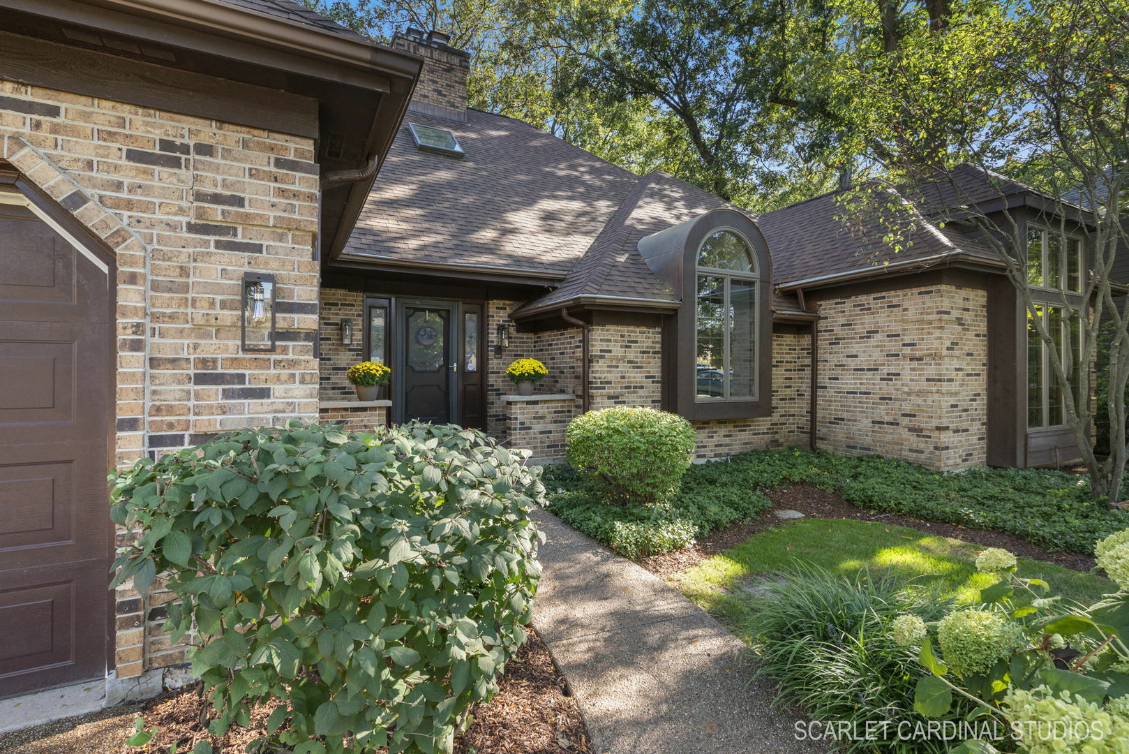 Property Photo:  2520 River Woods Drive  IL 60565 