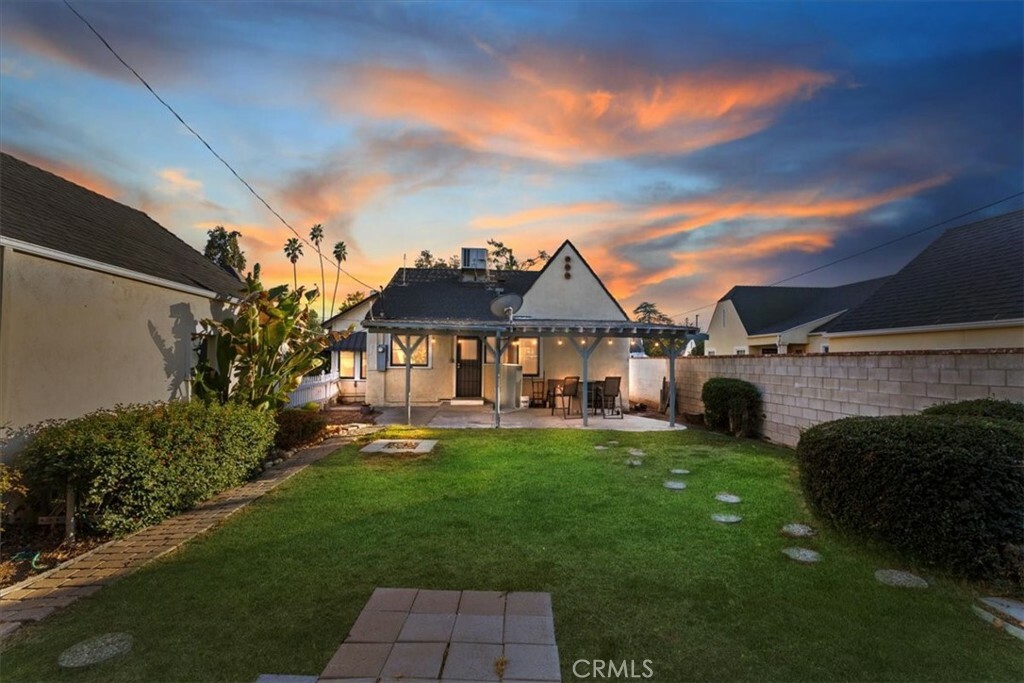 Property Photo:  4311 Sunnyside Drive  CA 92506 