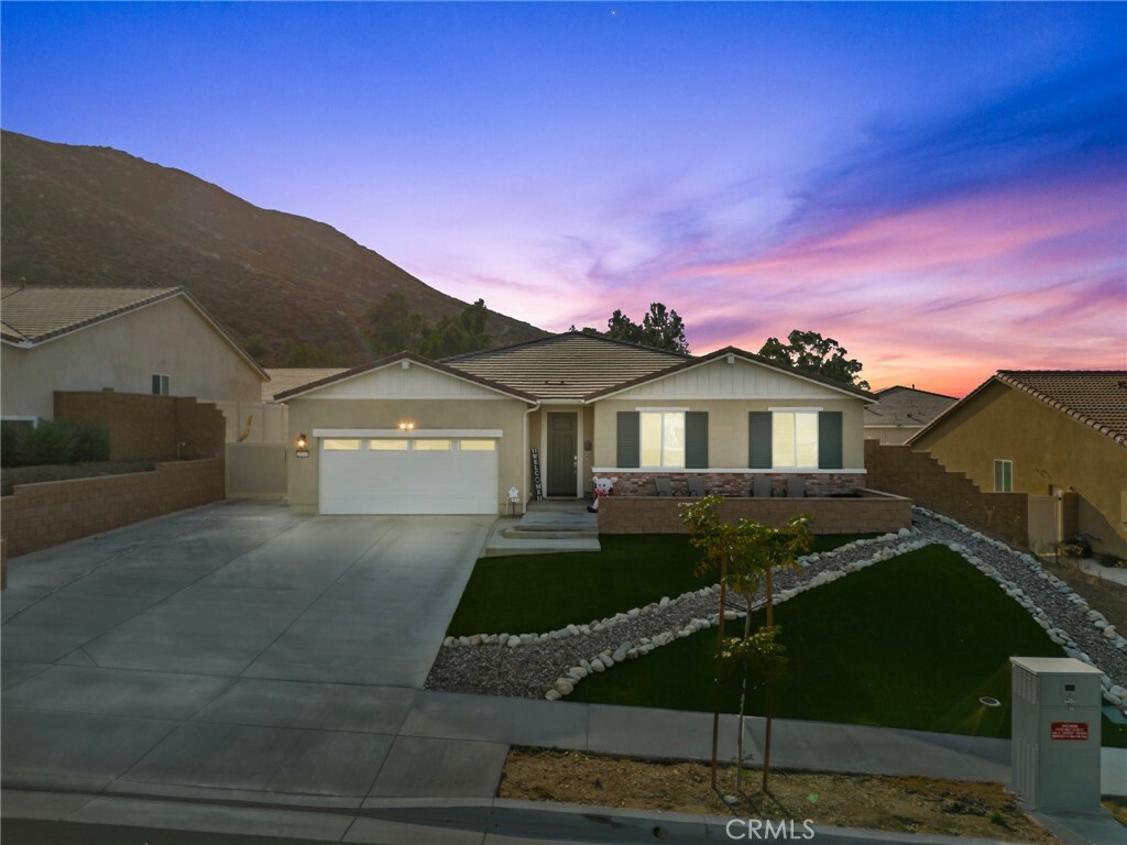 Property Photo: 29707 Wolf Glen Court CA 92596