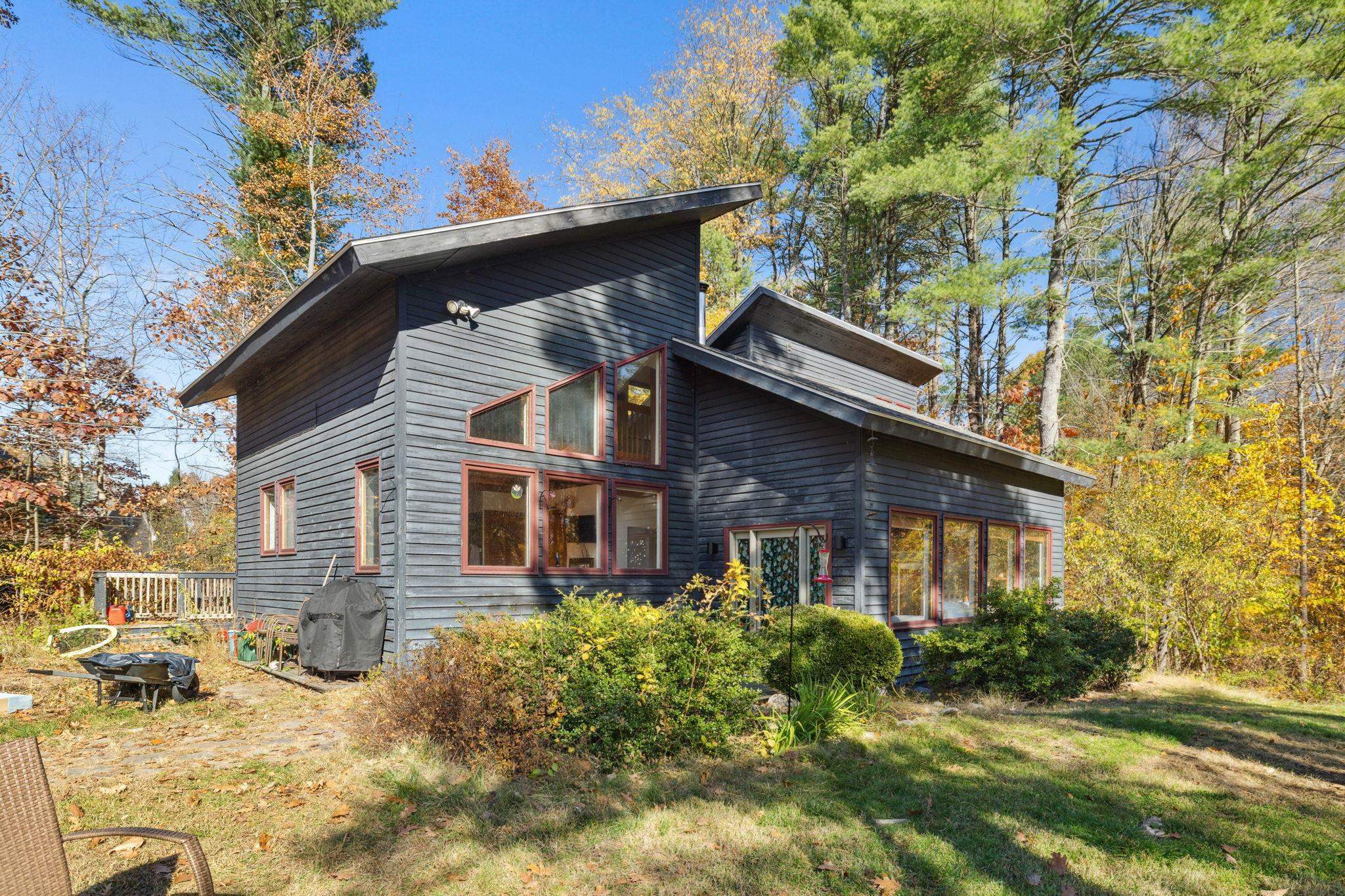 Property Photo:  129 Winnicutt Road  NH 03885 