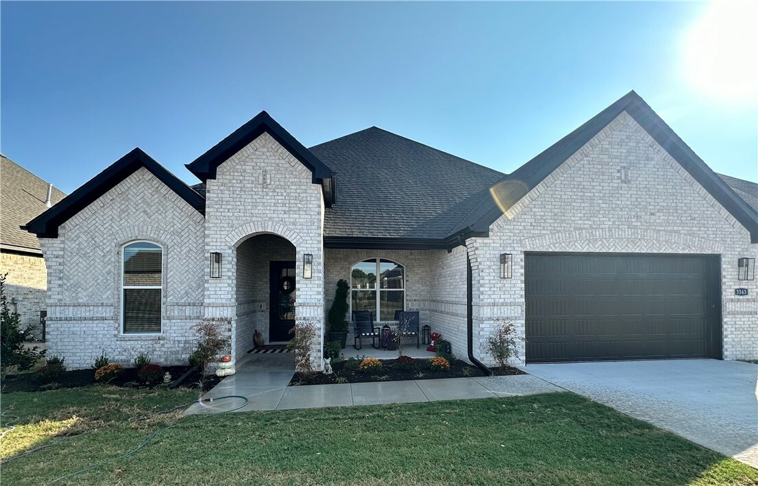 Property Photo: 3367 E Greystone Drive AR 72764